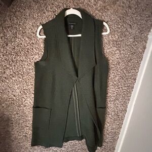 Tahari Women's Green Sweater Vest